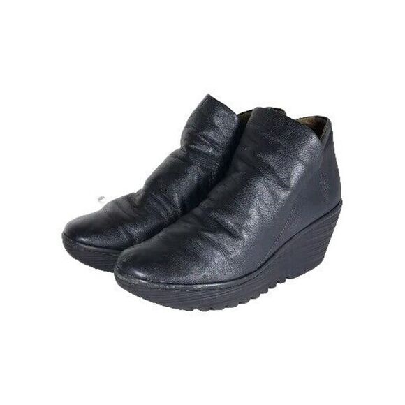 Fly London Women’s Yip Mousse EU40 US9-9,5 Black Leather Side Zip Wedge Boots - Picture 1 of 16
